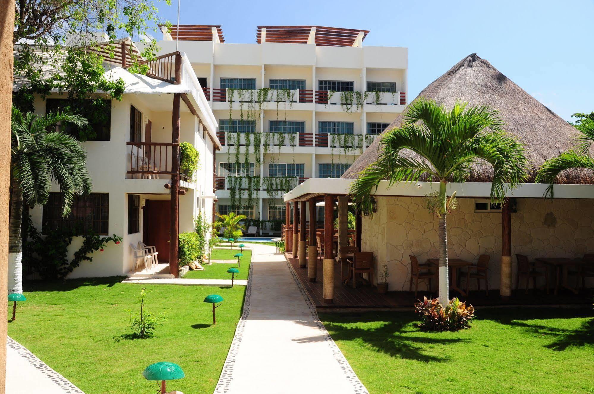 Hotel Posada Sian Kaan Playa Del Carmen Buitenkant foto