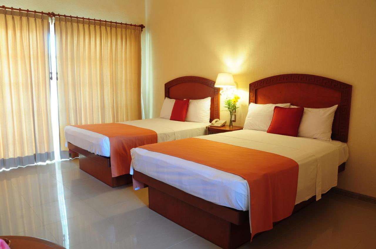Hotel Posada Sian Kaan Playa Del Carmen Buitenkant foto