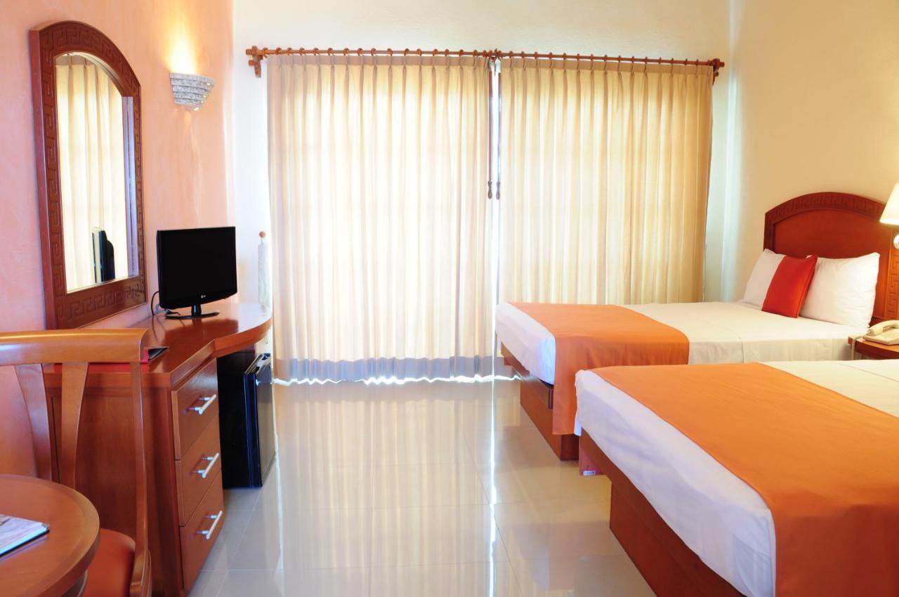 Hotel Posada Sian Kaan Playa Del Carmen Buitenkant foto